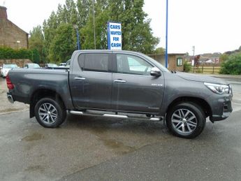TOYOTA HILUX 2.4 D-4D Invincible X