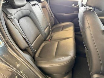 HYUNDAI KONA 64kWh Ultimate Auto 5dr (10.5kW Charger)