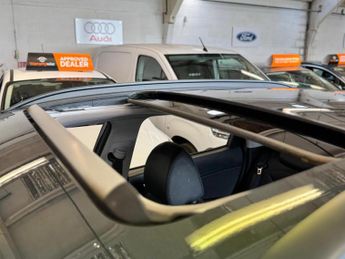 HYUNDAI KONA 64kWh Ultimate Auto 5dr (10.5kW Charger)