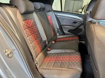 VOLKSWAGEN GOLF 2.0 TSI GTI TCR DSG Euro 6 (s/s) 5dr
