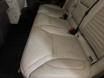 LAND ROVER DISCOVERY 2.0 SD4 HSE Auto 4WD Euro 6 (s/s) 5dr