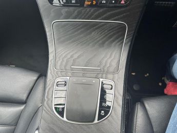MERCEDES-BENZ GLC 2.0 GLC300d AMG Line Premium Plus