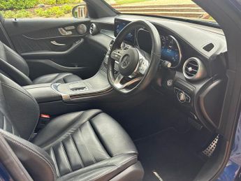 MERCEDES-BENZ GLC 2.0 GLC300d AMG Line Premium Plus