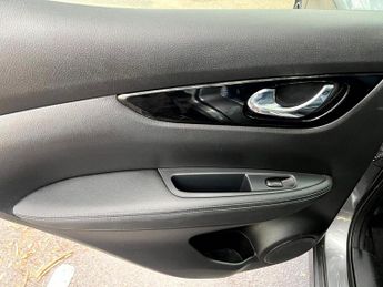 NISSAN QASHQAI 1.6 dCi Tekna