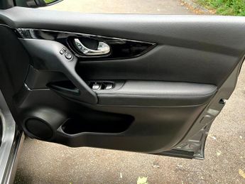 NISSAN QASHQAI 1.6 dCi Tekna