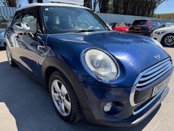 MINI HATCH COOPER 1.5 AUTO 5DR