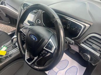 FORD MONDEO 2.0 T EcoBoost Titanium