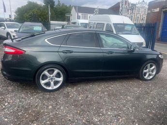 FORD MONDEO 2.0 T EcoBoost Titanium