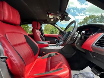 LAND ROVER RANGE ROVER SPORT 3.0 SD V6 HSE Dynamic