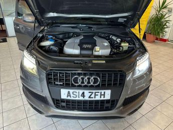 AUDI Q7 3.0 TDI V6 S line Plus
