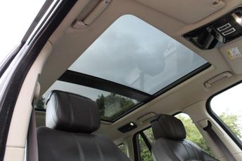 LAND ROVER RANGE ROVER 5.0 P525 V8 Autobiography