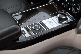 LAND ROVER RANGE ROVER 5.0 P525 V8 Autobiography