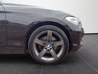 BMW 1 SERIES 2.0 120d xDrive Sport
