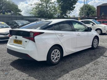 TOYOTA PRIUS 1.8 VVT-h Business Edition Hatchback 5dr Petrol Hybrid CVT Euro 