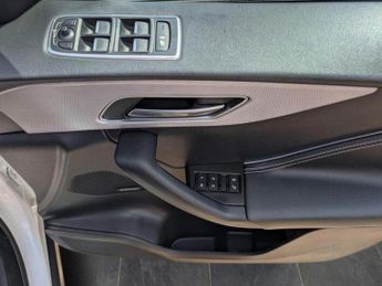 JAGUAR F-PACE 2.0 D240 R-Sport Auto AWD Euro 6 (s/s) 5dr