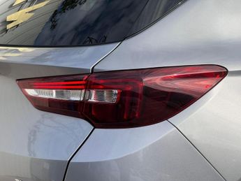 VAUXHALL GRANDLAND X 1.6 Turbo D BlueInjection Sport Nav Auto Euro 6 (s/s) 5dr