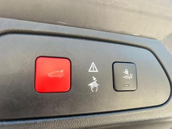 VAUXHALL GRANDLAND X 1.6 Turbo D BlueInjection Sport Nav Auto Euro 6 (s/s) 5dr