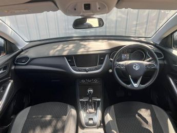 VAUXHALL GRANDLAND X 1.6 Turbo D BlueInjection Sport Nav Auto Euro 6 (s/s) 5dr