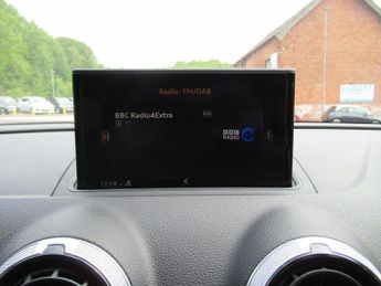 AUDI A3 1.6 TDI 30 S line Sportback S Tronic Euro 6 (s/s) 5dr