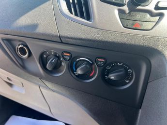 FORD TOURNEO CUSTOM 2.0 310 EcoBlue Titanium
