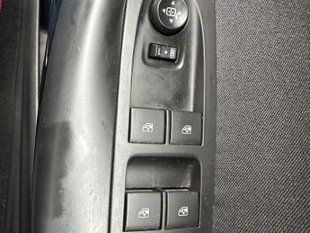 VAUXHALL ASTRA 1.4i Turbo SRi Auto Euro 6 (s/s) 5dr