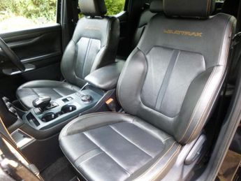 FORD RANGER 2.0 TD EcoBlue Wildtrak Auto 4WD Euro 6 (s/s) 4dr