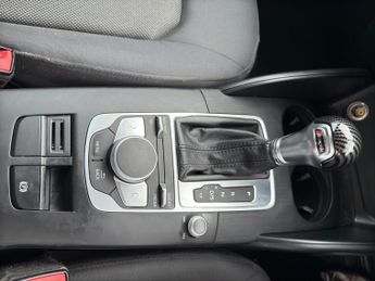 AUDI A3 1.6 TDI SE Technik