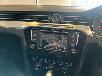 VOLKSWAGEN PASSAT 2.0 TDI BlueMotion Tech GT