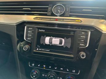 VOLKSWAGEN PASSAT 2.0 TDI BlueMotion Tech GT