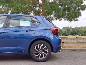 VOLKSWAGEN POLO 1.0 TSI Life