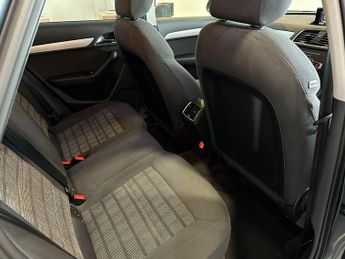 AUDI Q3 1.4 TFSI CoD SE