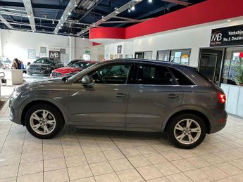 AUDI Q3 1.4 TFSI CoD SE