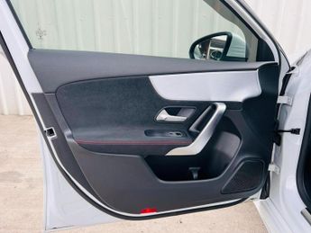 MERCEDES-BENZ A CLASS 2.0 A35 AMG SpdS DCT 4MATIC Euro 6 (s/s) 5dr