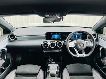 MERCEDES-BENZ A CLASS 2.0 A35 AMG SpdS DCT 4MATIC Euro 6 (s/s) 5dr