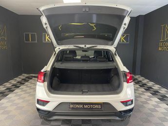 VOLKSWAGEN T-ROC 1.5 TSI EVO Black Edition