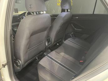 VOLKSWAGEN T-ROC 1.5 TSI EVO Black Edition