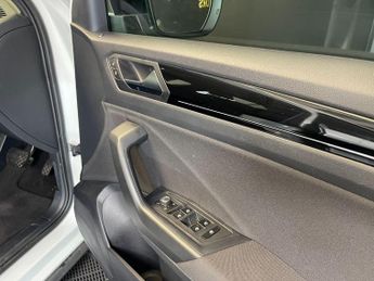 VOLKSWAGEN T-ROC 1.5 TSI EVO Black Edition
