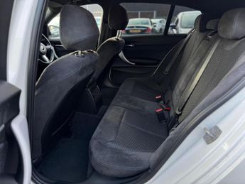 BMW 1 SERIES 2.0 118d M Sport Auto Euro 6 (s/s) 3dr