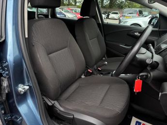 VAUXHALL ASTRA 1.6 16V Exclusiv Sports Tourer Auto Euro 5 5dr