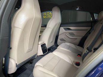 PORSCHE TAYCAN Performance 79.2kWh 4S