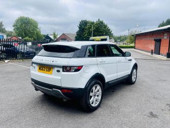 LAND ROVER RANGE ROVER EVOQUE 2.2 SD4 Pure