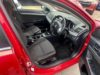 MITSUBISHI LANCER 2.0 DI-D GS2