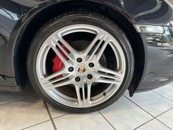 PORSCHE 911 3.8 997 Carrera 4S