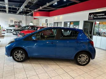 TOYOTA YARIS 1.3 Dual VVT-i Icon