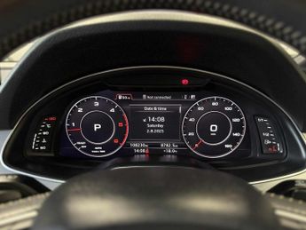 AUDI Q7 3.0 TDI V6 S line
