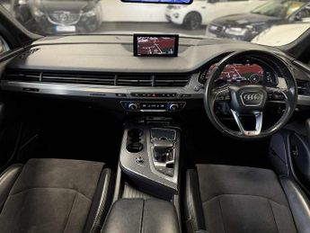 AUDI Q7 3.0 TDI V6 S line