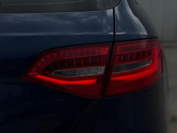 AUDI A4 2.0 TDI S line S Tronic quattro Euro 5 (s/s) 4dr