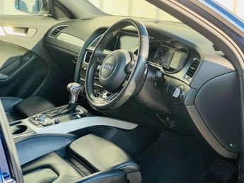 AUDI A4 2.0 TDI S line S Tronic quattro Euro 5 (s/s) 4dr