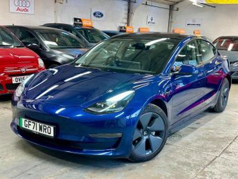 TESLA MODEL 3 (Dual Motor) Long Range Auto 4WDE 4dr