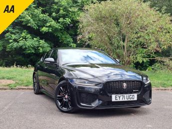 Jaguar XE 2.0 P300i R-Dynamic HSE